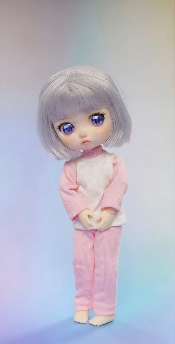 Mini ball jointed doll