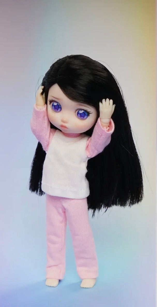 Mini ball jointed doll