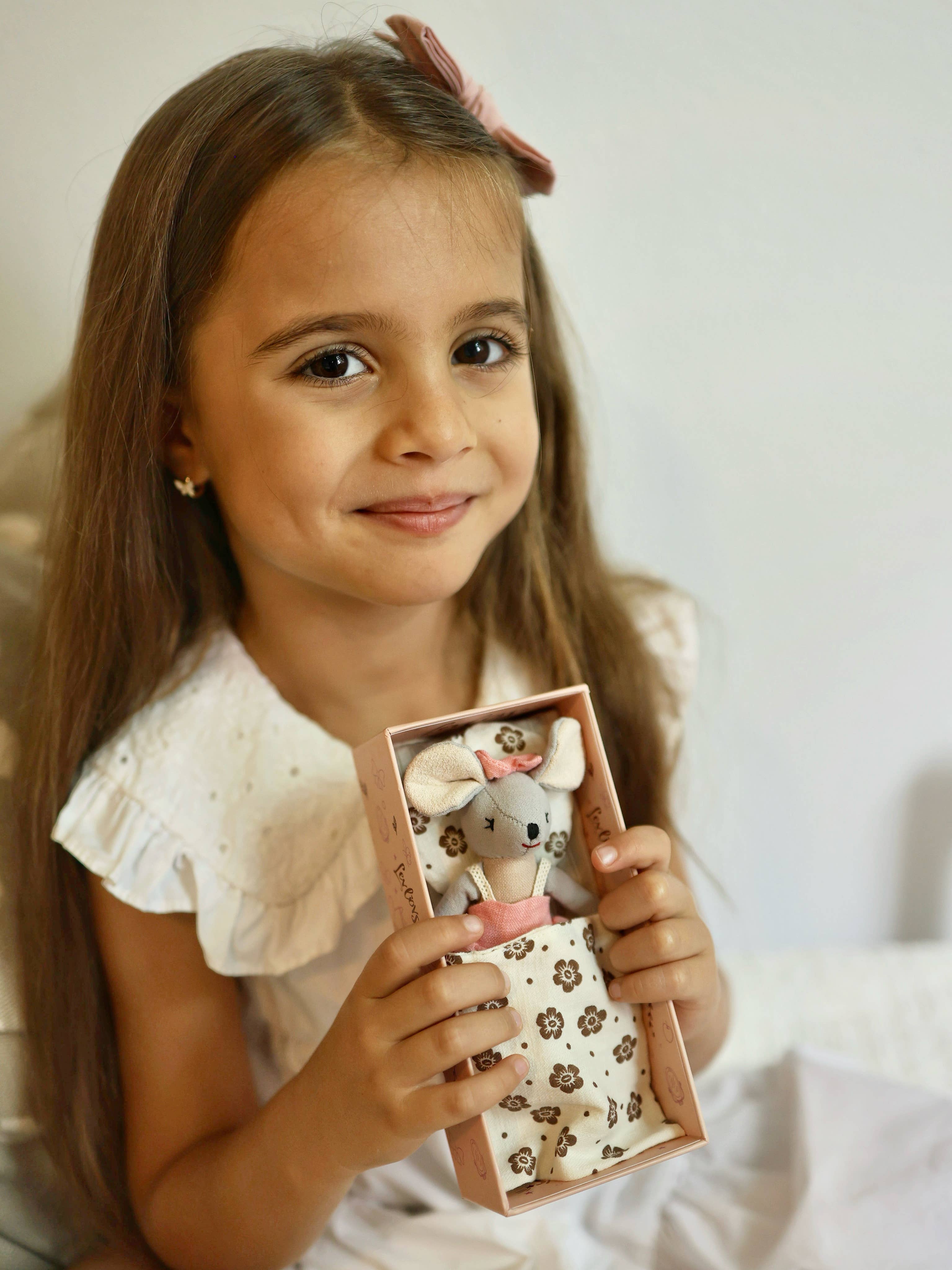 Mouse Lili in a Box with Bedding Summer Gift, Mice doll set